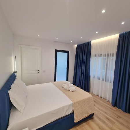 Am Luxury Apartment Tirana Exterior foto