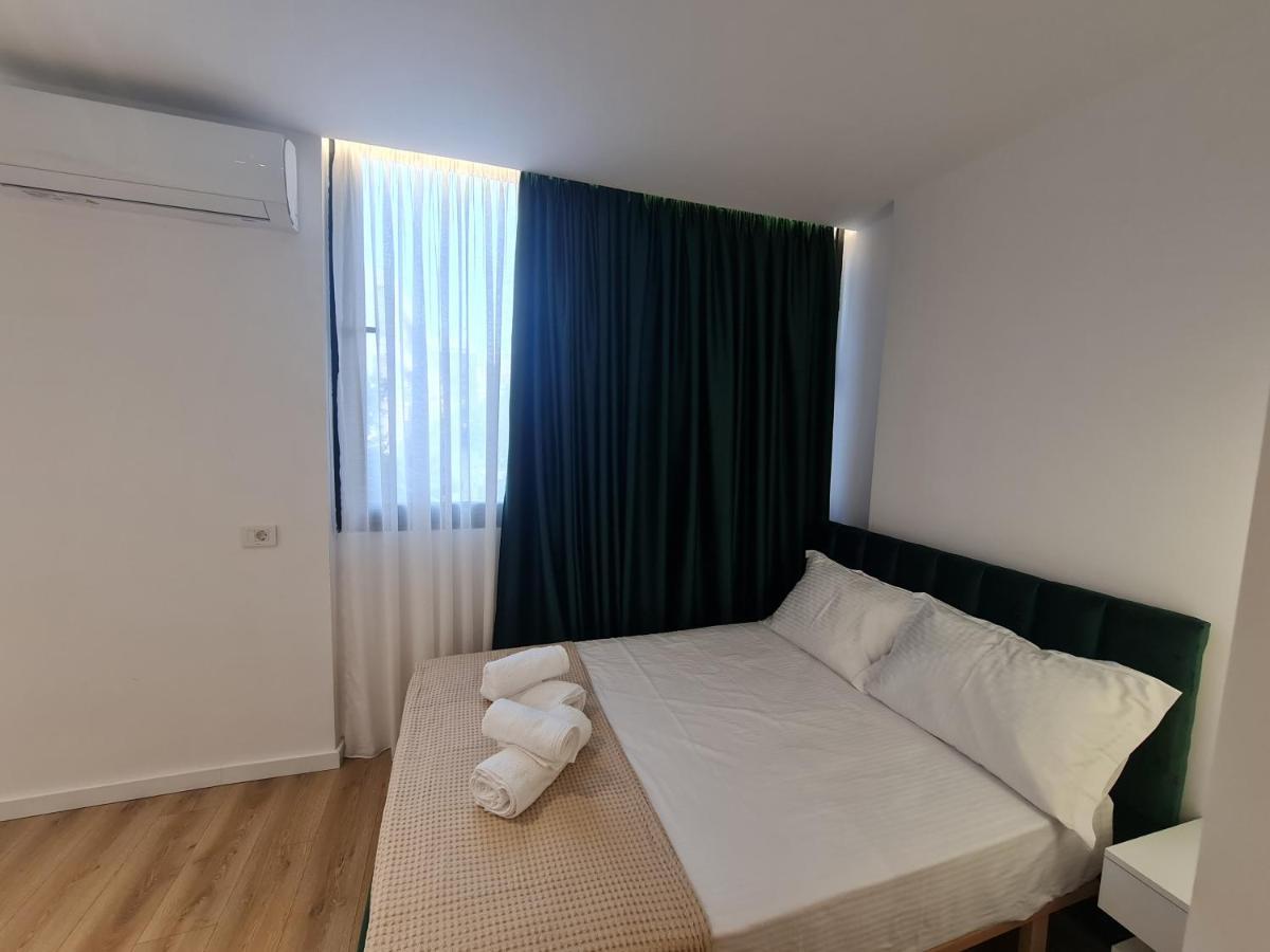 Am Luxury Apartment Tirana Exterior foto