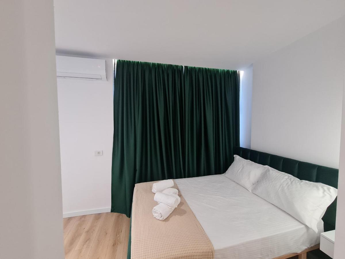 Am Luxury Apartment Tirana Exterior foto